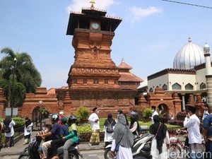 Catat! Wisatawan ke Kudus Bakal Disuruh Putar Balik