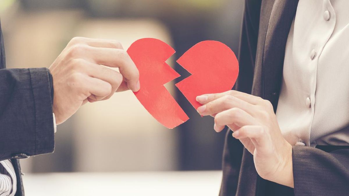 10 Cara Melewati Masa Putus Cinta Agar Kembali Ceria