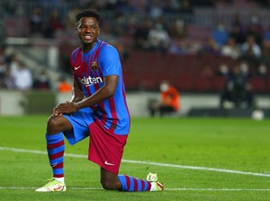 Ansu Fati Tak Terbebani Jersey Nomor 10 Barcelona