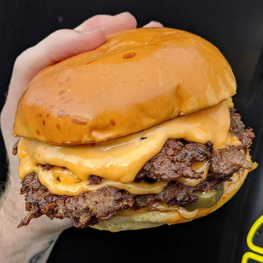 5 Burger Gerobakan yang Rasanya Lezat
