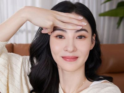 Cecilia Cheung Ibu 3 Anak yang Terlihat Seperti Remaja