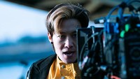 Karena dendam, Do Gang Jae membentuk organisasi narkoba sendiri untuk balas dendam dengan Choi Mu Jin. Foto: (dok. Instagram @ryul_chang)