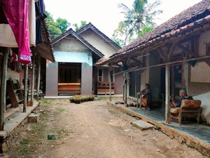 Melihat Aktivitas Warga di Kampung 7 Rumah Majalengka