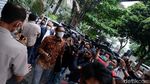 Haris Azhar-Fatia Maulidiyanti Batal Mediasi dengan Luhut Hari Ini