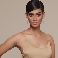 Miss World Malaysia Lavanya Sivaji jadi sasaran netizen karena pernyataannya mengenai batik. Hal itu berawal ketika Lavanya mengunggah foto berbusana batik lalu seolah mengakui bahwa kain tradisional itu milik negaranya. Banyak mendapat kritikan terutama dari orang Indonesia, Lavanya telah mengunggah permintaan maaf.Foto: Instagram @lavanyasivaji