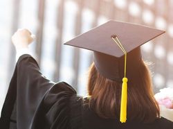 Mau Beasiswa Kuliah S1 Sebesar Rp 35,9 Juta? Cek Infonya di Sini!