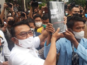 Moeldoko Temui Massa BEM SI: Saya Beri Kesempatan Diskusi di Kantor KSP