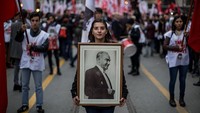 Dibalik penolakan itu ada juga pihak yang mendukung penamaan Ataturk di Jakarta, yakni PWNU DKI. PWNU menyebut sikap penolakan itu berlebihan dan PWNU DKI meminta pemberian nama jalan itu dikaji secara utuh. Getty Images/Chris McGrath