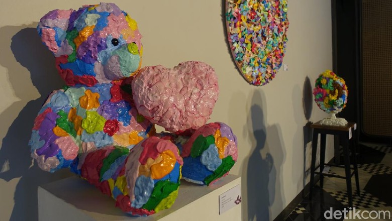 Pameran tunggal Rawraw bertajuk The Garden of Memories Pameran tunggal Rawraw bertajuk The Garden of Memories