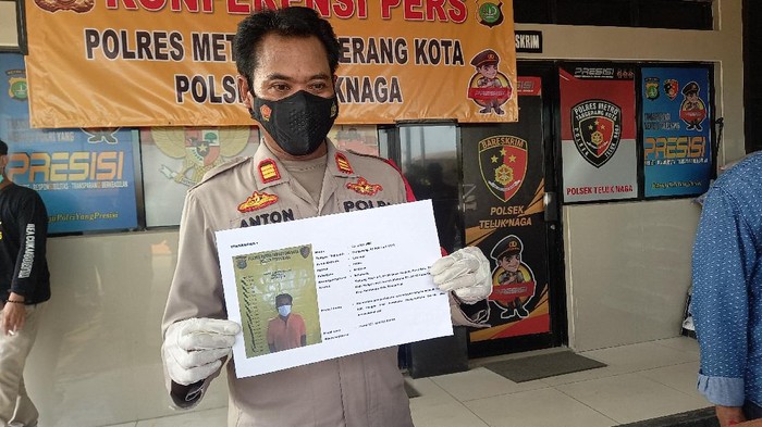 Pemalak yang membakar pedagang di Tanjung Pasir, Kabupaten Tangerang, ditangkap di Grobogan, Jateng.