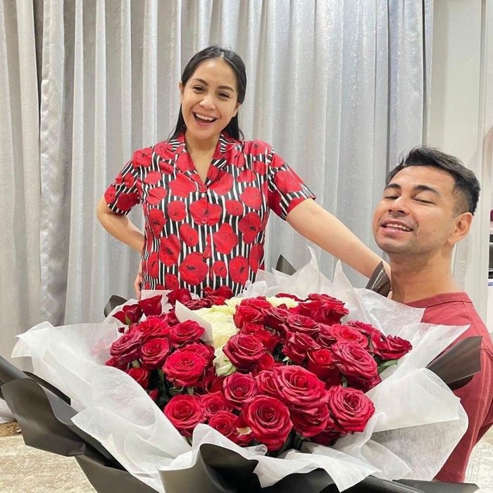 Kado Raffi Ahmad untuk Nagita Slavina