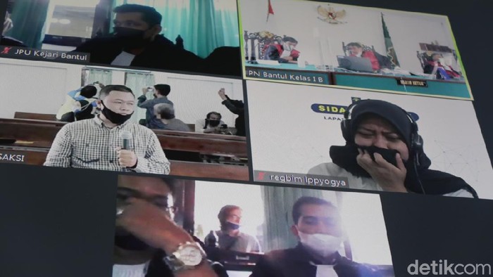 Sidang kasus takjil sianida di PN Bantul, 21/10/2021