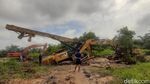 Sudah 5 Hari Crane Amblas di Pekanbaru Belum Dievakuasi
