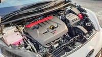 GR Yaris untuk pasar Indonesia ditenagai mesin 1.6L 3-Silinder dengan Turbocharger. Mesin itu bisa menghasilkan tenaga 261 PS pada 6.500 rpm dan torsi 360 Nm pada 3.000-4.600 rpm. Foto: Luthfi Anshori/detikOto