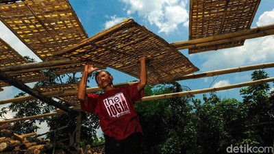 Usaha Kerupuk di Grobogan Ini Bertahan 93 Tahun Lho