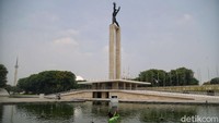 Pemerintah Provinsi DKI Jakarta akan kembali membuka ruang terbuka hijau (RTH) setelah ditutup karena pandemi COVID-19. Pembukaan Ruang Terbuka Hijau ini akan dilakukan serentak di Jakarta.  