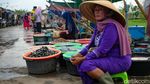 Berburu Aneka Hasil Laut Segar di Pasar Tawang Kendal