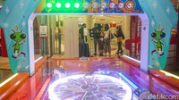 Seperti diketahui, tempat bermain yang di pusat perbelanjaan kembali diizinkan untuk beroperasi.