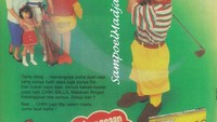 Eksis sejak dulu hingga sekarang, rasa gurih Chiki Balls ini begitu disukai anak-anak. Tahukah kamu di balik kemasannya ada lirik lagu? Hingga kini lantunan lagu aslinya masih menjadi misteri. Foto: Instagram/sampoelmadjalah