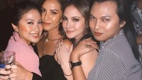 Paola Serena merupakan mantan artis cilik yang kini aktif sebagai konten kreator beauty vlogger. Membagikan tips-tips kecantikan dan mengulas berbagai produk kecantikan seringkali dilakukannya. Foto: Instagram/paola.serena
