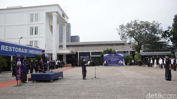 Hari Santri diperingati setiap 22 Oktober. Garda Pemuda NasDem memperingatinya dengan menggelar apel siaga santri.