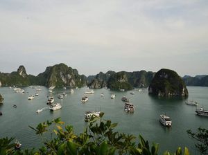 Maju-majuan Pariwisata Thailand Vs Vietnam