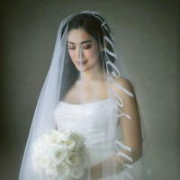 Jedar yang dikenal sebagai aktris dan presenter menikahi Vincent Fransiskus Verhaag. Selain terjun ke dunia hiburan, pria yang pernah membawakan acara My Trip My Adventure itu dikatakan juga seorang pebisnis. Foto: Instagram @thebridestory