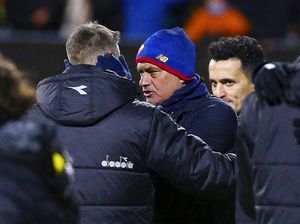 AS Roma Kalah, Jose Mourinho Serba Salah