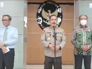 Saat UU ITE Jadi Senjata Baru Demi Pinjol Ilegal Terjerat