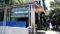 Salah satu pengasuh pondok yang juga perintis produksi tas, Khusnul Istariati (34) mengatakan tas yang diproduksi di pondok pesantren itu telah dieskpor ke Singapura, Brunei Darussalam, Hong Kong hingga Swiss.
