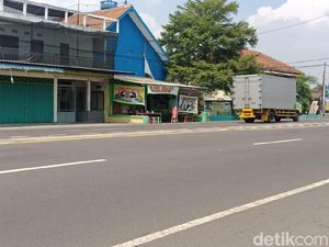 Warga Jombang Dekat Pos Polisi Angker Percaya Ada Klakson Tanda Kecelakaan