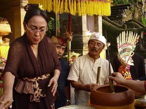Sukmawati Jalani Ritual Pindah Agama Hindu di Pantai Bali Besok