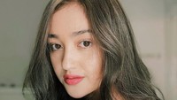 Sosok Ranty Maria yang juga terlihat anggun meski tanpa gaun. Foto: dok instagram Ranty Maria