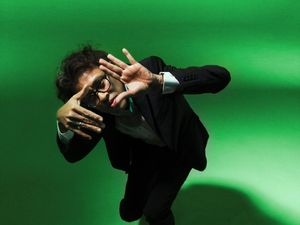 Cerita Riri Riza Bikin Film Pendek Pakai HP: Lebih Intim