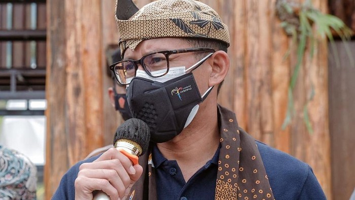 Sandiaga Uno