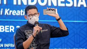 Sandiaga Mau Geber Ekonomi Lewat Turis Lokal, Bagaimana Caranya?