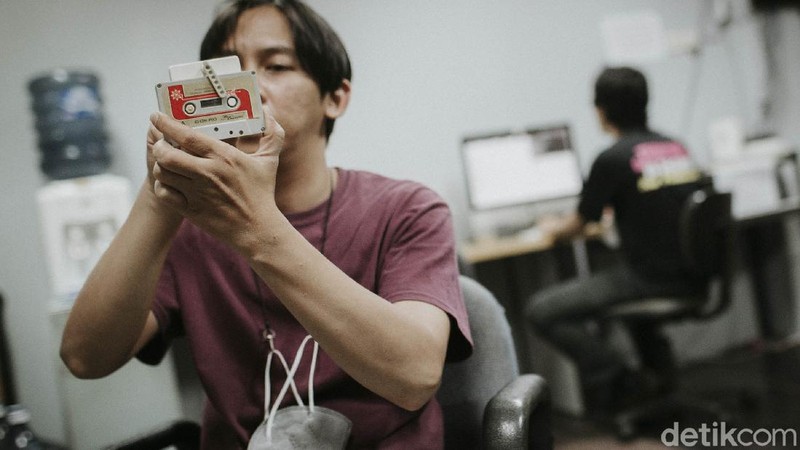 Digitalisasi ikut menyelamatkan musik-musik jadul Indonesia. Seperti ini salah satu contohnya.

 -. Irama Nusantara adalah nama sebuah yayasan sosial dan situs web pengarsipan musik yang berpusat pada pelestarian, pengarsipan dan pendokumentasian musik popular indonesia dari tahun 1920-an sampai 1990-an.