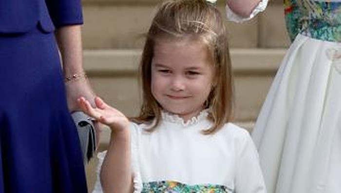 Putri Charlotte yang merupakan anak kedua Pangeran William dan Kate Middleton disebut sebagai bocah terkaya di dunia. Kekayaannya diperkirakan capai 56 triliun.