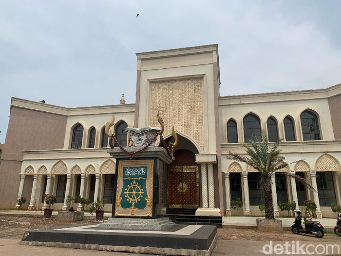 Tugu Santri di Karawang