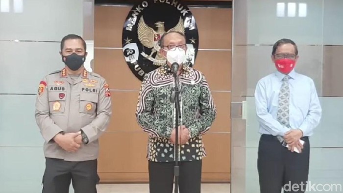 Wakil Ketua LPSK Brigjen Pol (Purn) Achmadi (tegah) (Nahda Rizki/detikcom)