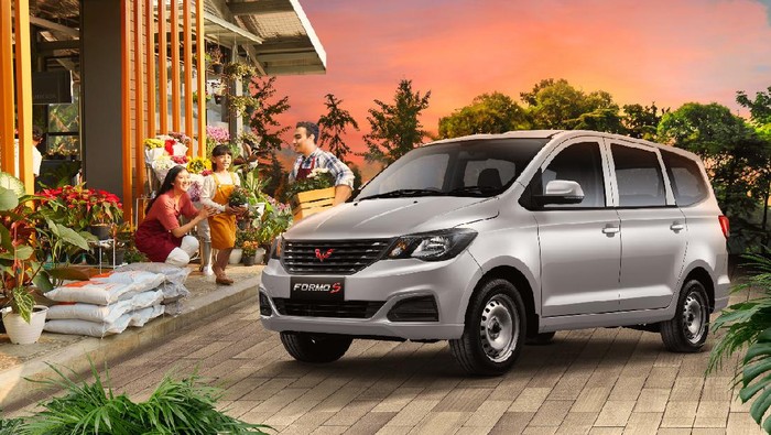 Wuling Formo S 8 Penumpang Wuling Formo S 8 Penumpang