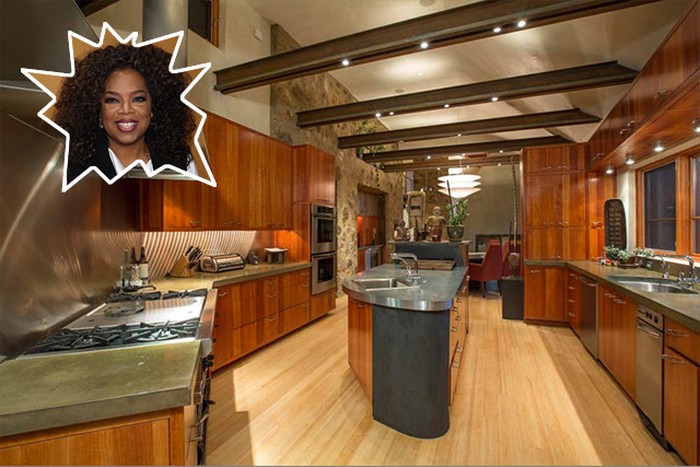 10 Dapur Artis Hollywood yang Keren, Bisa Jadi Inspirasi Nih! 10 Dapur Artis Hollywood yang Keren, Bisa Jadi Inspirasi Nih!