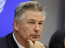 Permintaan Alec Baldwin Batalkan Kasus Penembakan Rust Ditolak Hakim