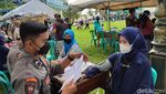 Antusiasme Warga Ciamis Ikuti Vaksinasi di Hari Santri Nasional