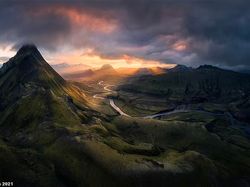 Karya Jawara Kontes Foto Panorama 2021 Menghipnotis Mata