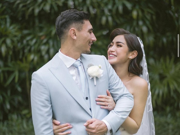 Jessica Iskandar dan Vincent Verhaag Jessica Iskandar dan Vincent Verhaag