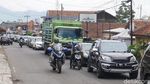 Gokil! Lembang Dijejali Wisatawan yang Haus Liburan