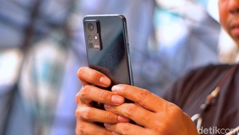 Sebagai otaknya, Zero X menggunakan Helio G95 dari MediaTek yang punya delapan core, terbagi menjadi dua core Cortex-A76 dan enam core Cortex-A55. Sementara itu GPUnya adalah Mali G-76 MP4.Foto: Adi Fida Rahman/detikINET