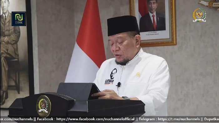 Ketua DPD RI AA LaNyalla Mahmud Mattalitti dalam peringatan Hari Santri