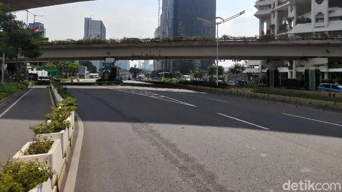 Lokasi pencopetan pengendara road bike di Jl Jenderal Sudirman, Jakarta, yang videonya viral. (Marteen Ronaldo P/detikcom)
